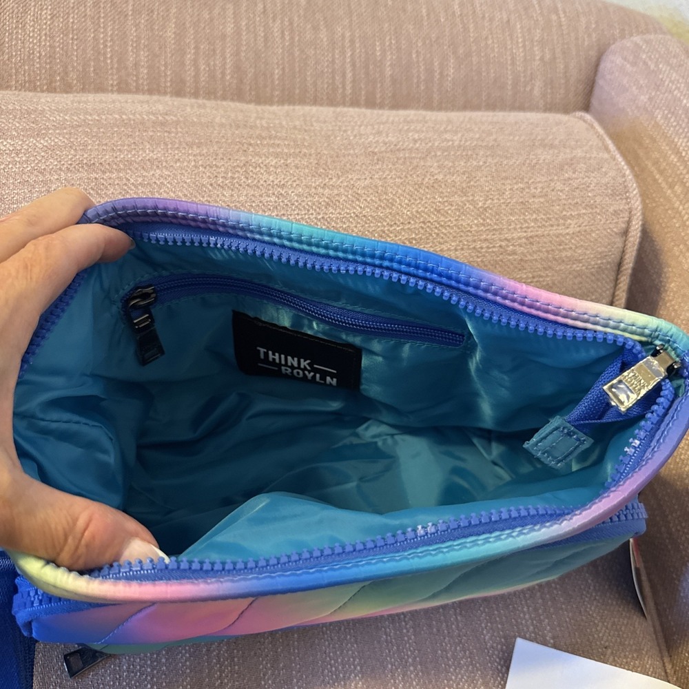 Think Royln Bank Street XL Crossbody w/Pouch Blue Lagoon Ombre Quilted RFID - Picture 4 of 15